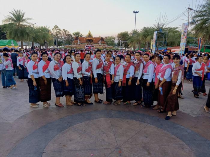 รำบวงสรวงงานสถาปนา 26 ปีหนองบัวลำภู ประจำปี 2563